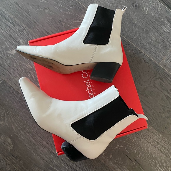 5 for $25 // Rachel Cox white boots 8 - Picture 4 of 6